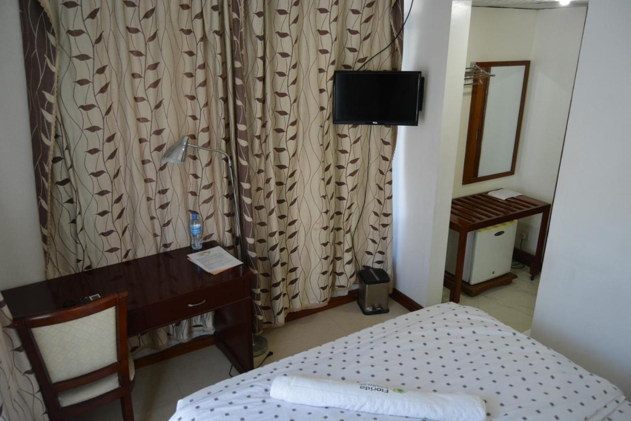 Florida Executive Inn Dár Al-Szalám Kültér fotó